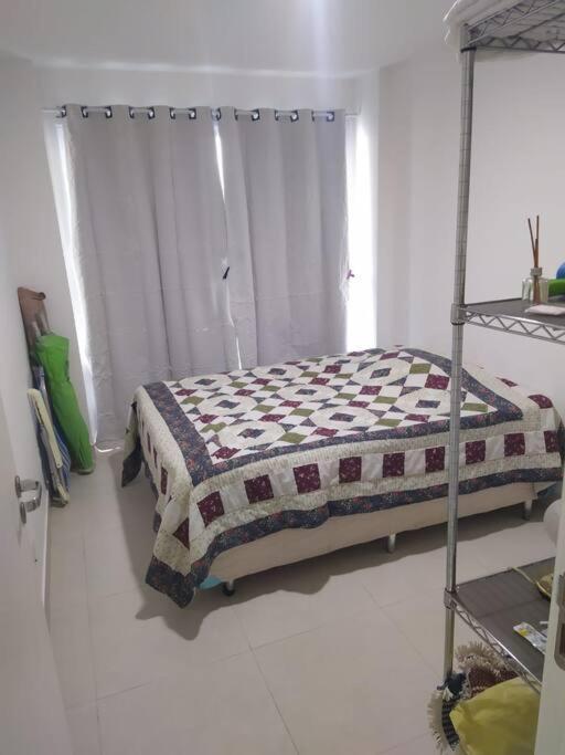 Excelente Apartamento Em カボ・フリオ エクステリア 写真